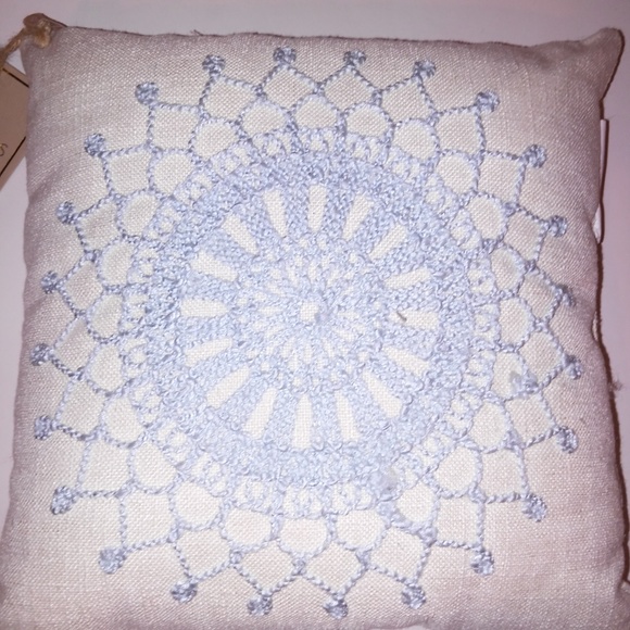 Compass Throw Pillow - Picture 3 of 8